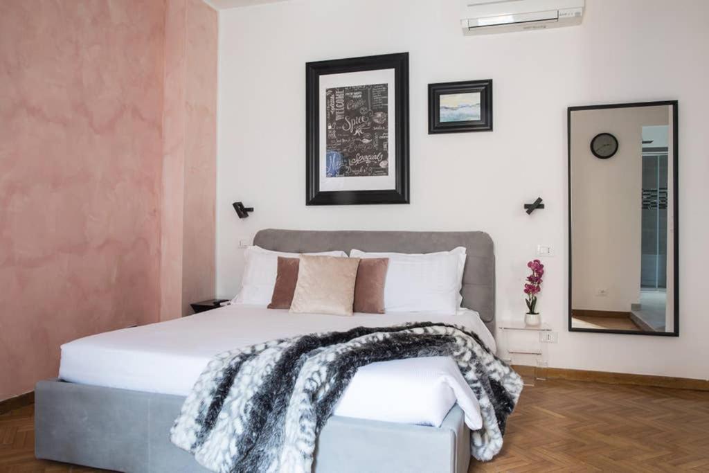 Pink Intimate Jacuzzi Suite Trastevere - Top Collection 로마 외부 사진